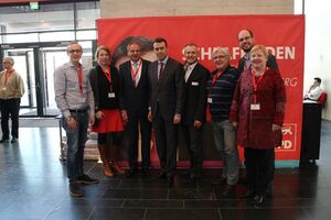 Die Delegierten Dongus, Sagasser-Beil, Olbrisch, Tretow und Dongus mit Reinhold Gall, Nils Schmid und Rainer Hinderer