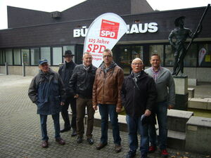 Vor dem Start zum Rundgang durch Böckingen