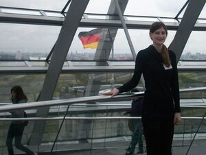 Belinda Hetzler auf der Kuppel des Bundestags